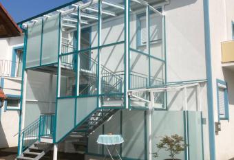 Zeltweg-Rooms allows 18 year olds to book a room