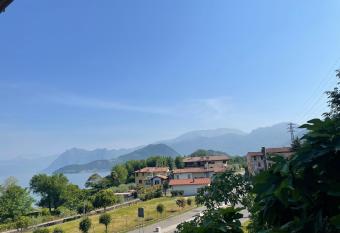 MaGio House has Balcony rooms