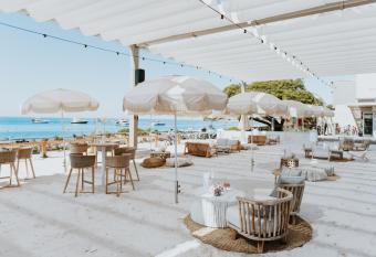 Samphire Rottnest has Balcony rooms