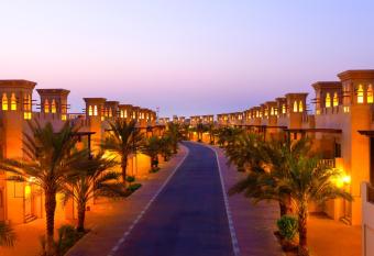 Al Hamra Village Hotel has Balcony rooms