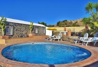 Casa Picasso with private pool has Balcony rooms