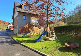 Artur Apartment Myto has Balcony rooms