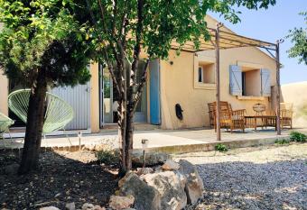 La petite bergerie has Balcony rooms