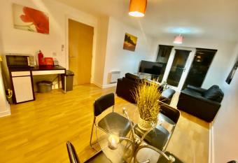 Ladywell Lodge has Balcony rooms