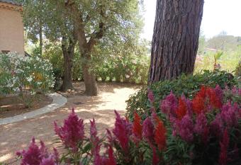 Les Issambres has Balcony rooms