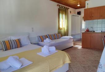 Stella House has Balcony rooms