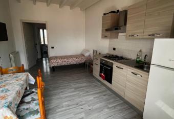 Appartamento cislago has Balcony rooms