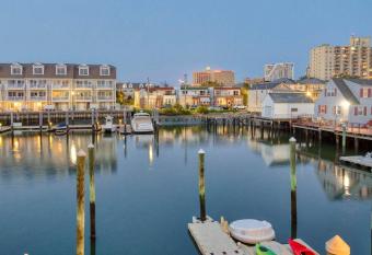 Perfect 5 Star - Chelsea Harbor House has Balcony rooms