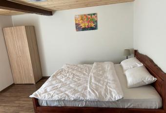 La Stermin has Balcony rooms