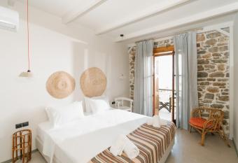 Filanthi - The project has Balcony rooms