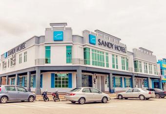 Sandy Hotel Malacca allows 18 year olds to book a room