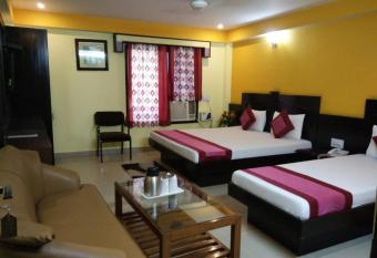 Hotel Su Shree Continental 5 Minutes Walk From New Delhi Railway Station allows 18 year olds to book a room
