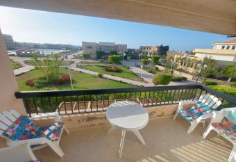 North Coast - EL SAFA Village allows 18 year olds to book a room