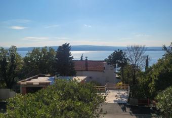 TANY has Balcony rooms