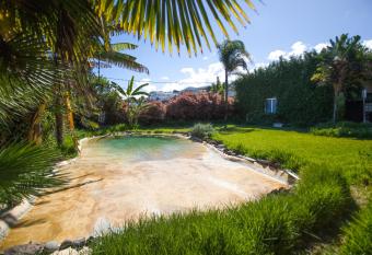 Espacio Antares allows 18 year olds to book a room