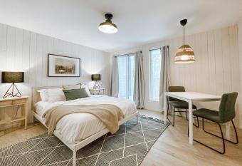 Suite NordiK106 by Gestion ELITE allows 18 year olds to book a room