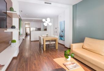 Center City Flats has Balcony rooms