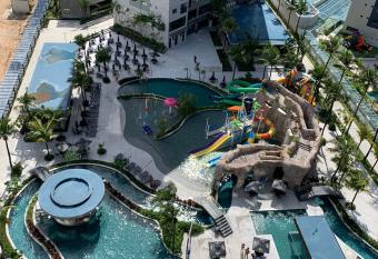 SALINAS PREMIUM RESORT has Balcony rooms