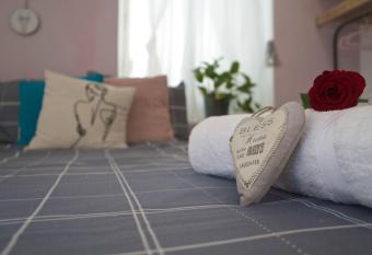                                                   allows 18 year olds to book a room