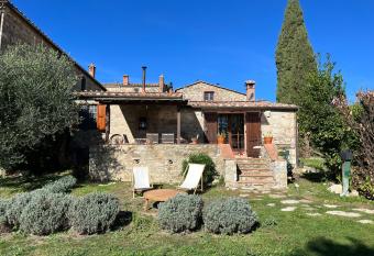 Casa VANINA-self check-in has Balcony rooms