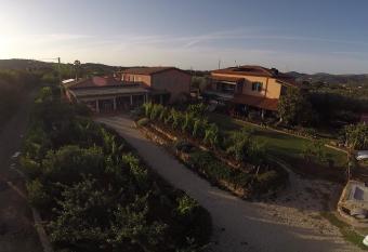 Agriturismo Montefabbrello has Balcony rooms