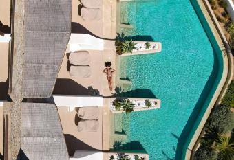 Aegon Retreat allows 18 year olds to book a room