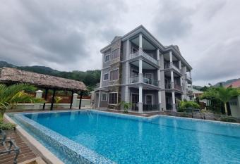 Phoenix Apartments allows 18 year olds to book a room