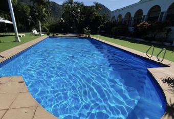 Mira has Balcony rooms