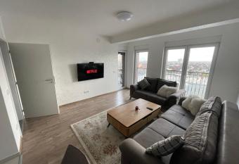 ShooTer Apartments has Balcony rooms