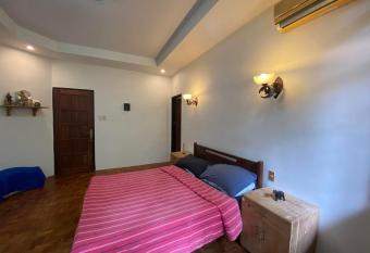 Sinta s Garden, Fortugaleza Farm has rooms with a private hot tub