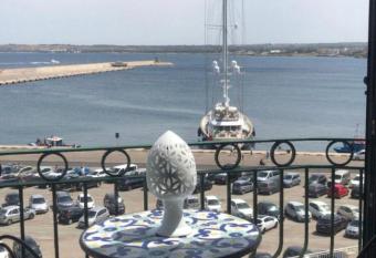 Casa Vacanze - Vittoria has Balcony rooms