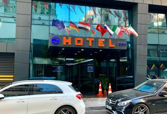 Grand Nergiz Otel allows 18 year olds to book a room