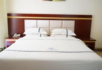 Dove Hotel Rwanda has rooms with a private hot tub