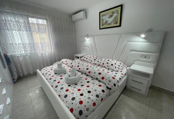 ROMANCE Apartments has Balcony rooms