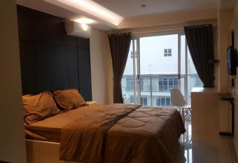 apartement gateway pasteur by norton has Balcony rooms