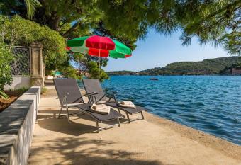 Marijana aparment in Zaton Mali has Balcony rooms