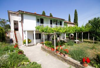 Apartment Juratovec has Balcony rooms
