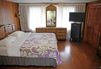 Shaka Shak Guest House allows 18 year olds to book a room