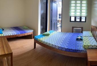 Nottingham Villas House has Balcony rooms