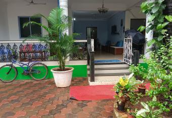 Palm Heaven has Balcony rooms