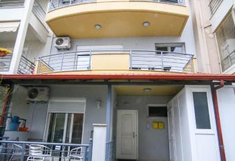 SWISS Apartments Parterre has Balcony rooms
