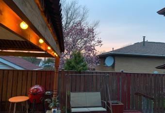 Greenhill Basement Apartment with spacious patio has Balcony rooms