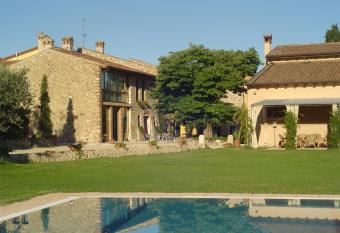 Agriturismo Sambuco allows 18 year olds to book a room