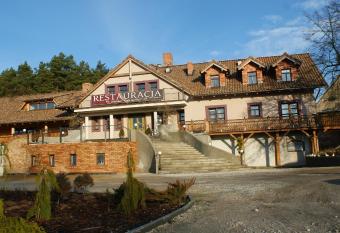 Woda Na M  yn Go  ciniec Dla Przyjaci     has Balcony rooms