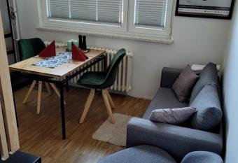 Apartm  n v centru has Balcony rooms