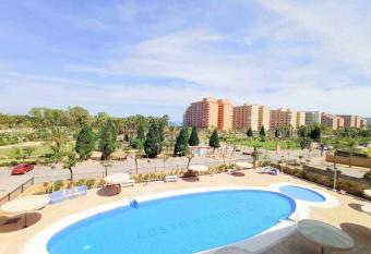 AyF CENTRICO AZAHAR DOR has Balcony rooms