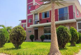 Amachito s Casa Recreacional has Smoking/Balcony rooms