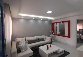 Hermoso apartamento Residencial madera I allows 18 year olds to book a room