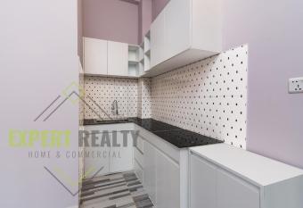 HMH Guest House and Apartment has Balcony rooms