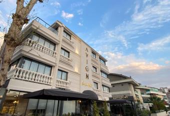 Avion Suite Hotel has Balcony rooms